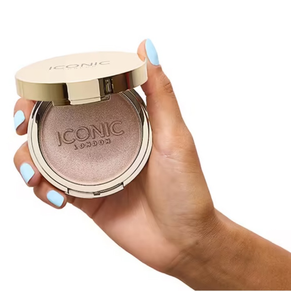 NWT ICONIC LONDON Lit & Luminous Baked Highlighter 
Full size!